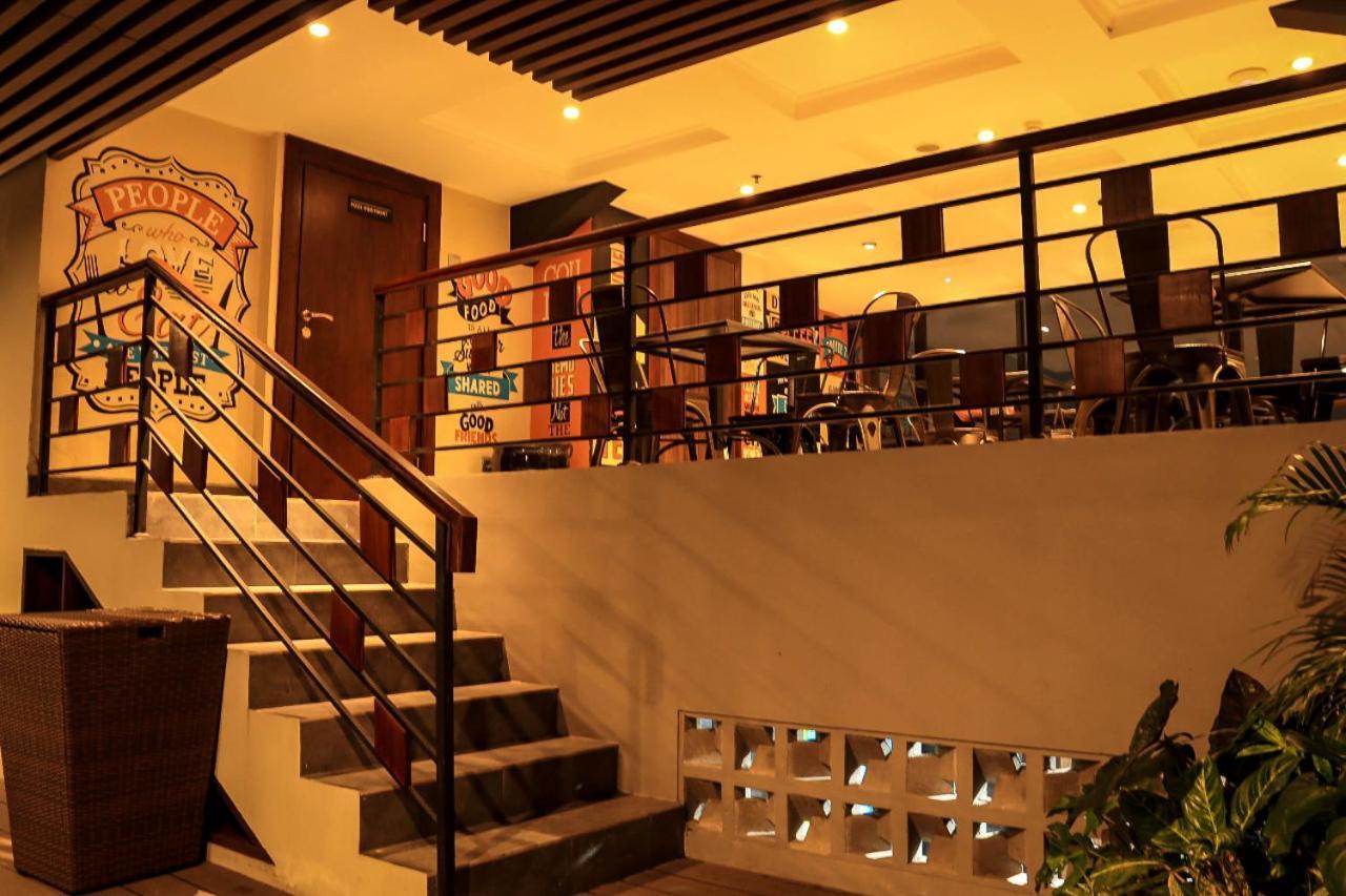 Sotis Hotel Kemang, Yakarta Exterior foto