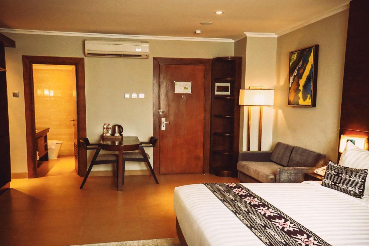 Sotis Hotel Kemang, Yakarta Exterior foto